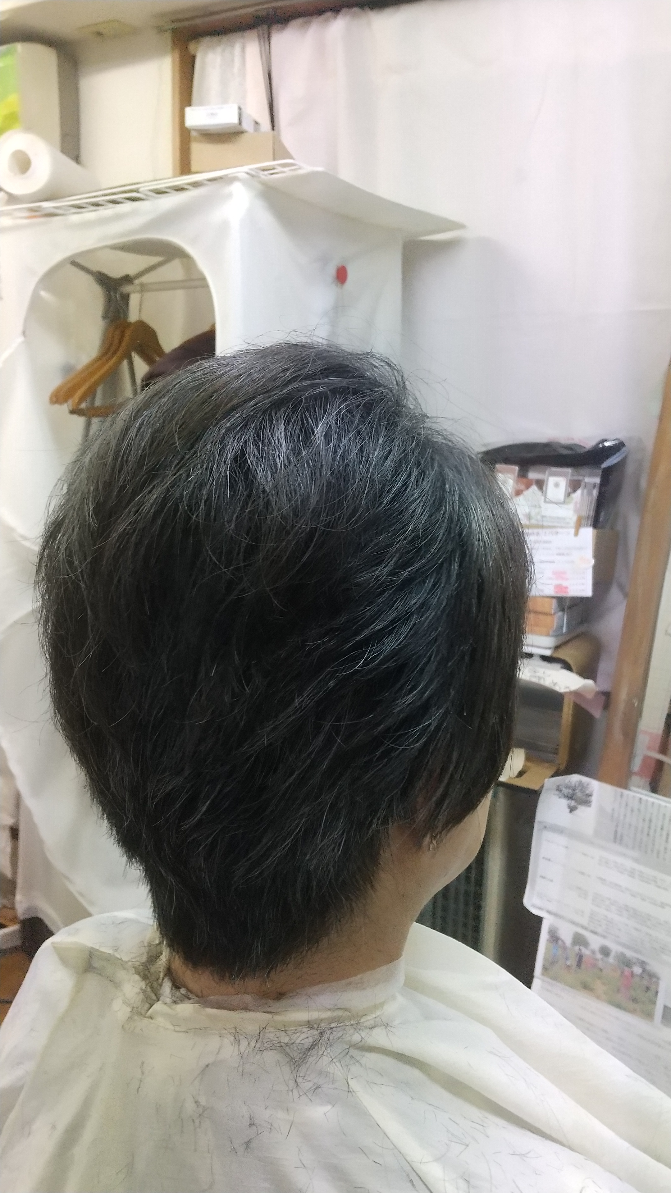 キュビズムカット  くせ毛  ㉓ ２６０２１３